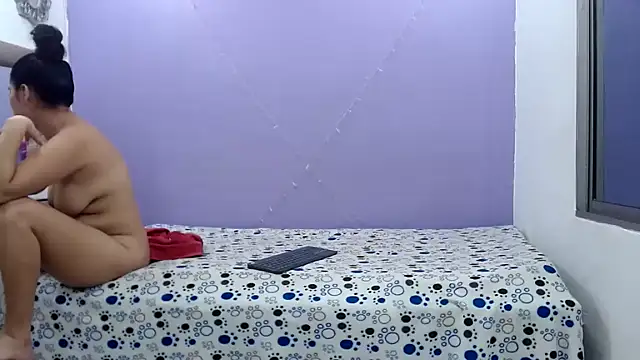 Snapshot of milan_sofia69 chatting on November 2025 12:27:01 AM milan sofia69 online show from November 2025 12:27:01 AM