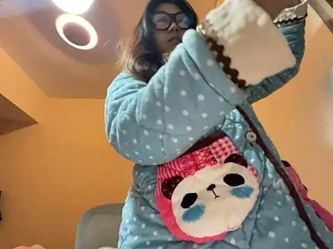 xena0501 online show from November 2025 06:43:02 PM