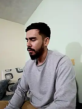 Maximiliano444 online show from September 2025 02:49:01 AM