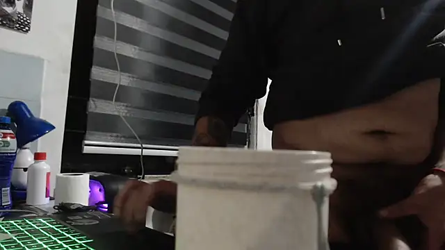 Snapshot of BabysHard chatting on February 2026 07:15:02 AM BabysHard online show from February 2026 07:15:02 AM