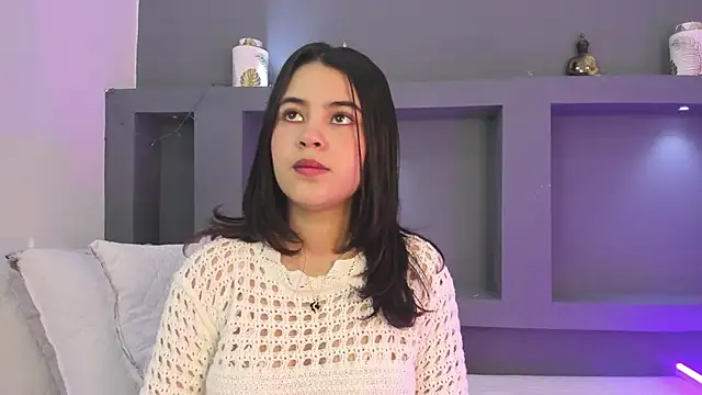 Snapshot of MaiaaCandy chatting on October 2025 08:40:02 PM MaiaaCandy online show from October 2025 08:40:02 PM