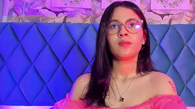 Snapshot of MaiaaCandy chatting on December 2025 09:31:02 PM MaiaaCandy online show from December 2025 09:31:02 PM