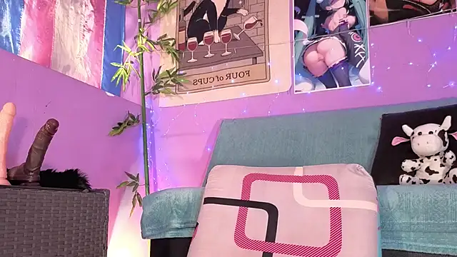 Gaia Gatex online show from November 2025 01:33:01 PM