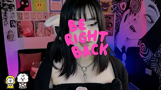 Yuhwan  online show from October 2025 06:21:01 PM