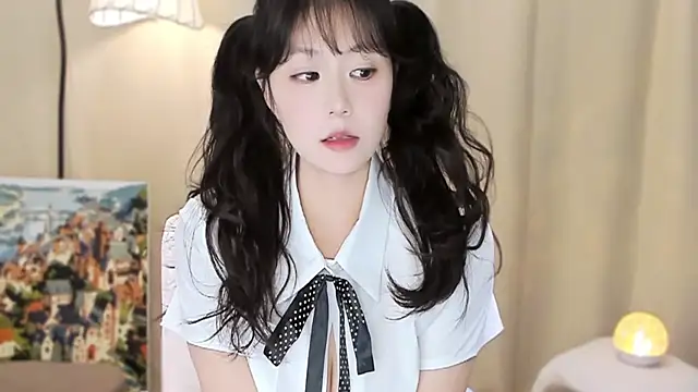 lumi65 online show from December 2025 07:25:01 AM