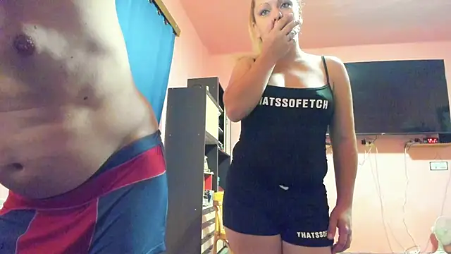 Snapshot of vickymike chatting on September 2025 07:35:02 AM vickymike online show from September 2025 07:35:02 AM