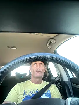 Snapshot of bleedthetrees chatting on October 2025 08:44:01 PM bleedthetrees online show from October 2025 08:44:01 PM