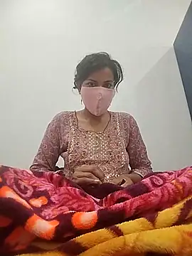 Miss-0012 online show from November 2025 04:27:02 PM