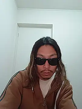 specialz0831 online show from April 2026 12:29:02 PM