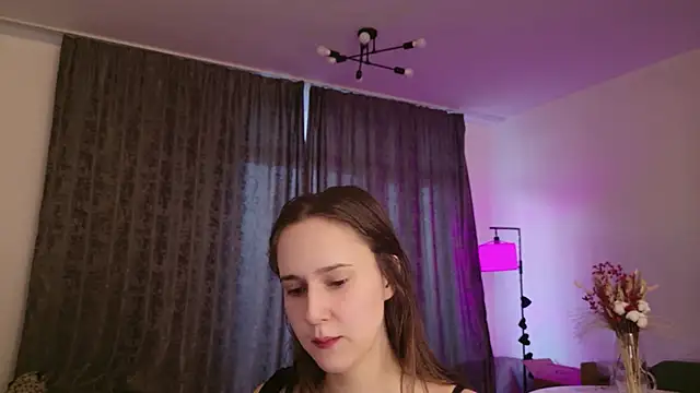 LucyRose3 online show from March 2026 04:40:01 AM