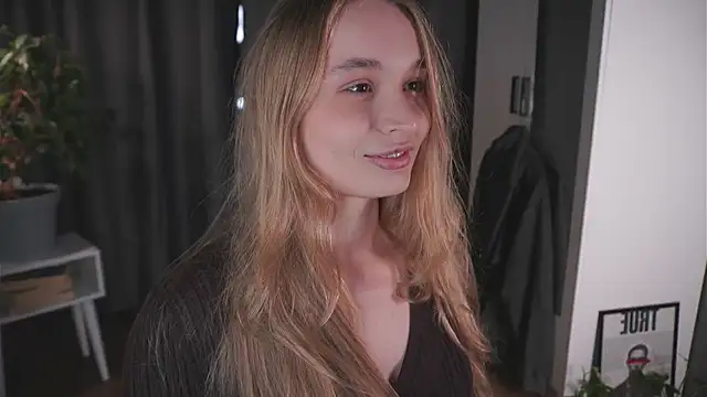 Snapshot of lisa_schiele chatting on October 2025 08:27:02 PM lisa schiele online show from October 2025 08:27:02 PM