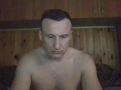 Snapshot of Maksymilian1 chatting on February 2026 05:19:02 PM Maksymilian1 online show from February 2026 05:19:02 PM