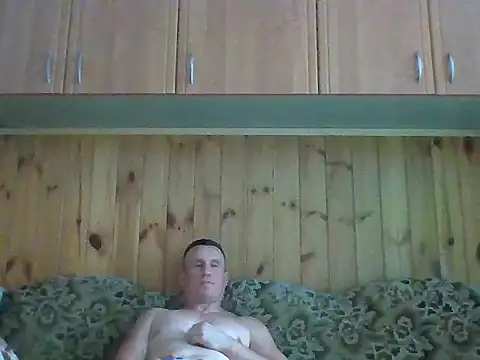 Maksymilian1 online show from May 2026 02:22:02 PM