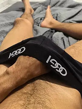 Yucsingl1 online show from April 2026 02:37:02 AM