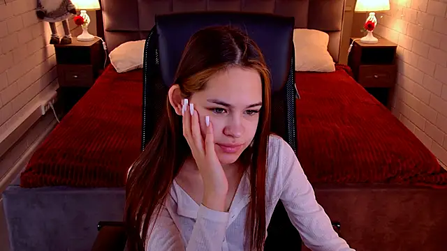 Snapshot of UliaNeer chatting on March 2026 05:09:02 AM UliaNeer online show from March 2026 05:09:02 AM