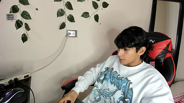 axel rousse2 online show from November 2025 10:48:01 PM