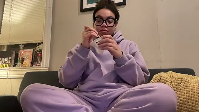 zahrabliss online show from December 2025 03:24:01 AM