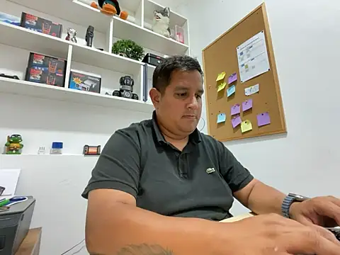 Snapshot of Gordito319 chatting on May 2026 09:12:02 PM Gordito319 online show from May 2026 09:12:02 PM