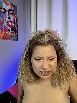 Snapshot of Eve__Queen chatting on October 2025 06:04:01 PM Eve Queen online show from October 2025 06:04:01 PM