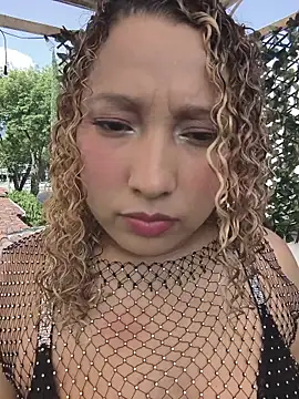 Snapshot of Eve__Queen chatting on October 2025 02:45:02 PM Eve Queen online show from October 2025 02:45:02 PM