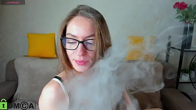 Agnes Wells online show from October 2025 09:31:01 AM