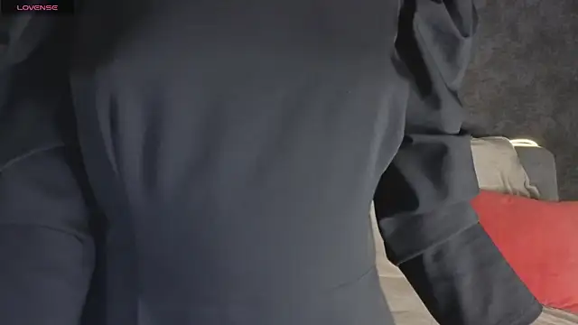 Snapshot of Agnes_Wells chatting on December 2025 09:27:01 AM Agnes Wells online show from December 2025 09:27:01 AM