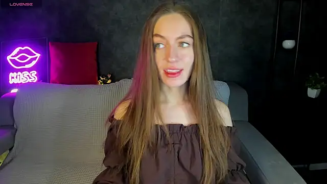 Agnes Wells online show from April 2026 01:04:01 AM