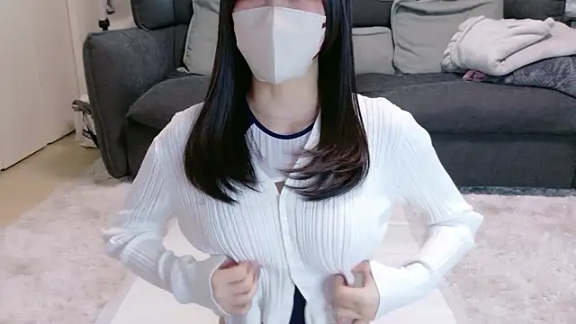 moemilk online show from April 2026 12:30:02 AM