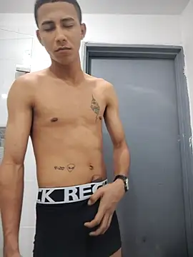 Davig4 online show from October 2025 08:20:01 PM