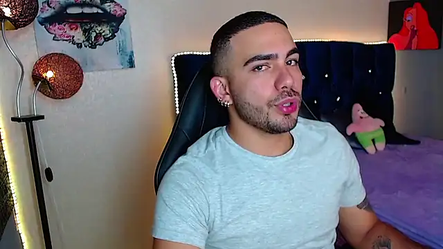 adamhairy online show from April 2026 06:57:02 PM