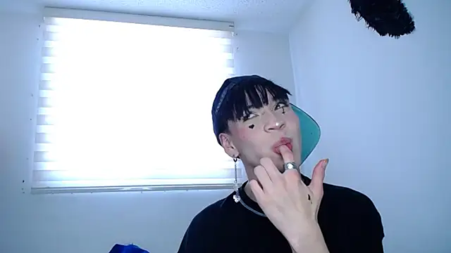 Snapshot of lucky_stricke chatting on October 2025 08:59:01 PM lucky stricke online show from October 2025 08:59:01 PM