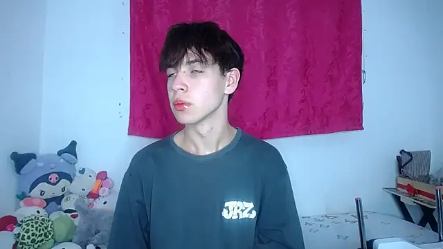 Snapshot of lucky_stricke chatting on November 2025 04:00:01 AM lucky stricke online show from November 2025 04:00:01 AM