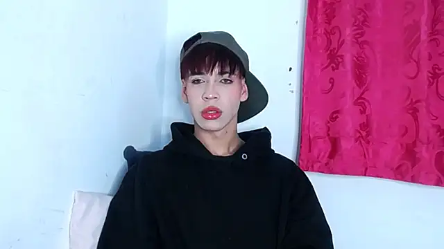 Snapshot of lucky_stricke chatting on November 2025 04:22:01 AM lucky stricke online show from November 2025 04:22:01 AM