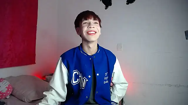 Snapshot of lucky_stricke chatting on December 2025 06:22:02 AM lucky stricke online show from December 2025 06:22:02 AM