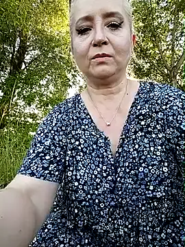 SquirtMilf00 online show from June 2026 03:58:01 PM