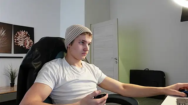 Mark Karson online show from October 2025 07:31:01 AM