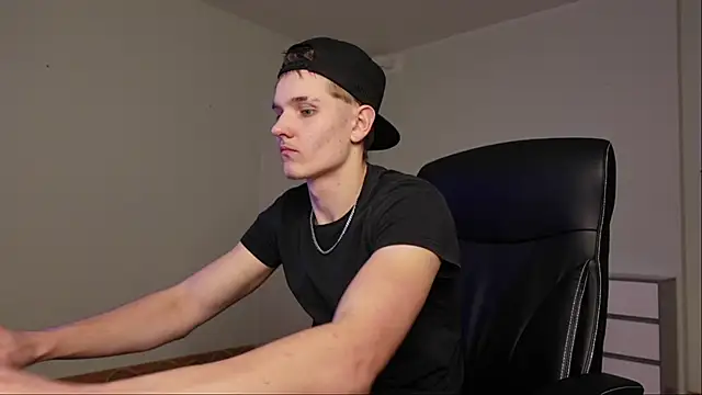 Mark Karson online show from October 2025 08:19:01 PM