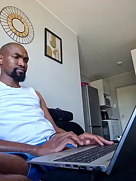 mojaymort online show from December 2025 07:27:02 AM