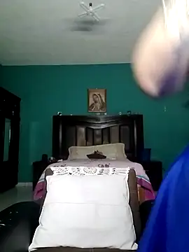 Snapshot of cositabonita08 chatting on November 2025 09:17:01 PM cositabonita08 online show from November 2025 09:17:01 PM