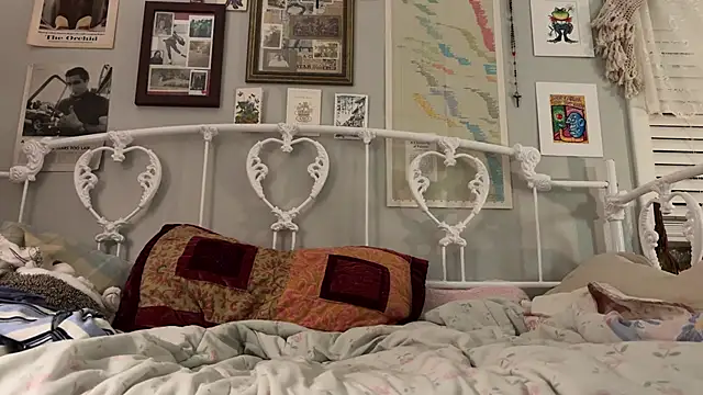 urbbydollxx online show from December 2025 01:02:02 AM