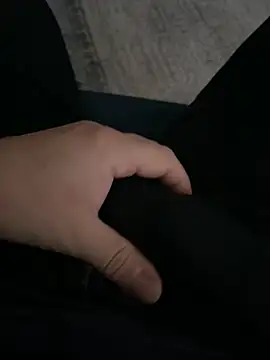 Snapshot of KAZANOVAA chatting on November 2025 04:47:01 AM KAZANOVAA online show from November 2025 04:47:01 AM