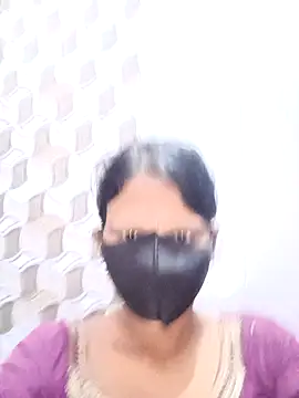 Snapshot of varnika chatting on September 2025 08:03:02 AM varnika online show from September 2025 08:03:02 AM