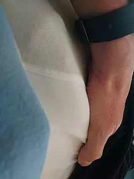 MyDick4You666 online show from April 2026 07:35:01 AM