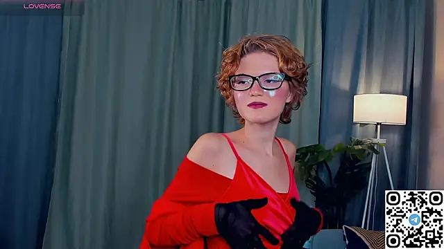 Snapshot of EdlinGathright chatting on November 2025 05:49:01 AM EdlinGathright online show from November 2025 05:49:01 AM