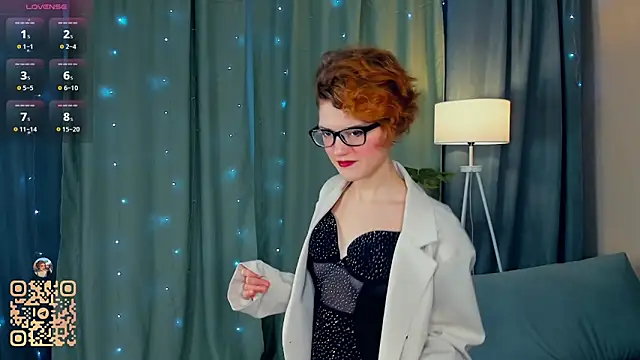 Snapshot of EdlinGathright chatting on February 2026 04:24:01 AM EdlinGathright online show from February 2026 04:24:01 AM