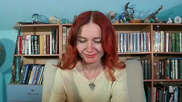 Foxilady357 online show from April 2026 01:12:01 PM