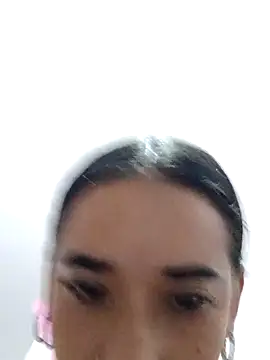 Snapshot of Valenn_fernandez chatting on September 2025 05:23:02 AM Valenn fernandez online show from September 2025 05:23:02 AM