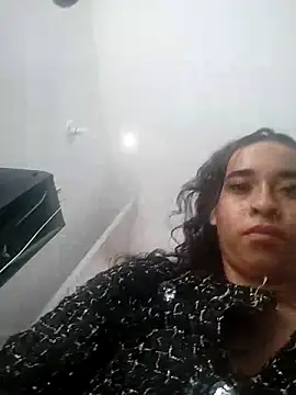 Valenn fernandez online show from April 2026 07:03:02 PM