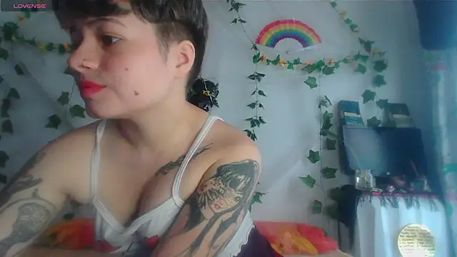 Snapshot of Mitsuha_gate chatting on February 2026 02:57:01 PM Mitsuha gate online show from February 2026 02:57:01 PM