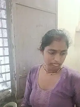 Guriya0076 online show from June 2026 12:19:02 PM